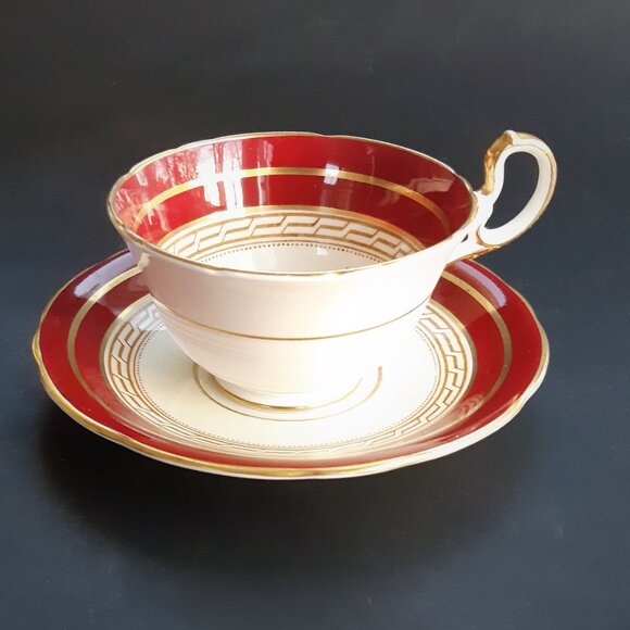 Aynsley Cup & Saucer Set Red Burgundy Floral Gold Trim Doris Shape 1930s England - Picture 2 of 10